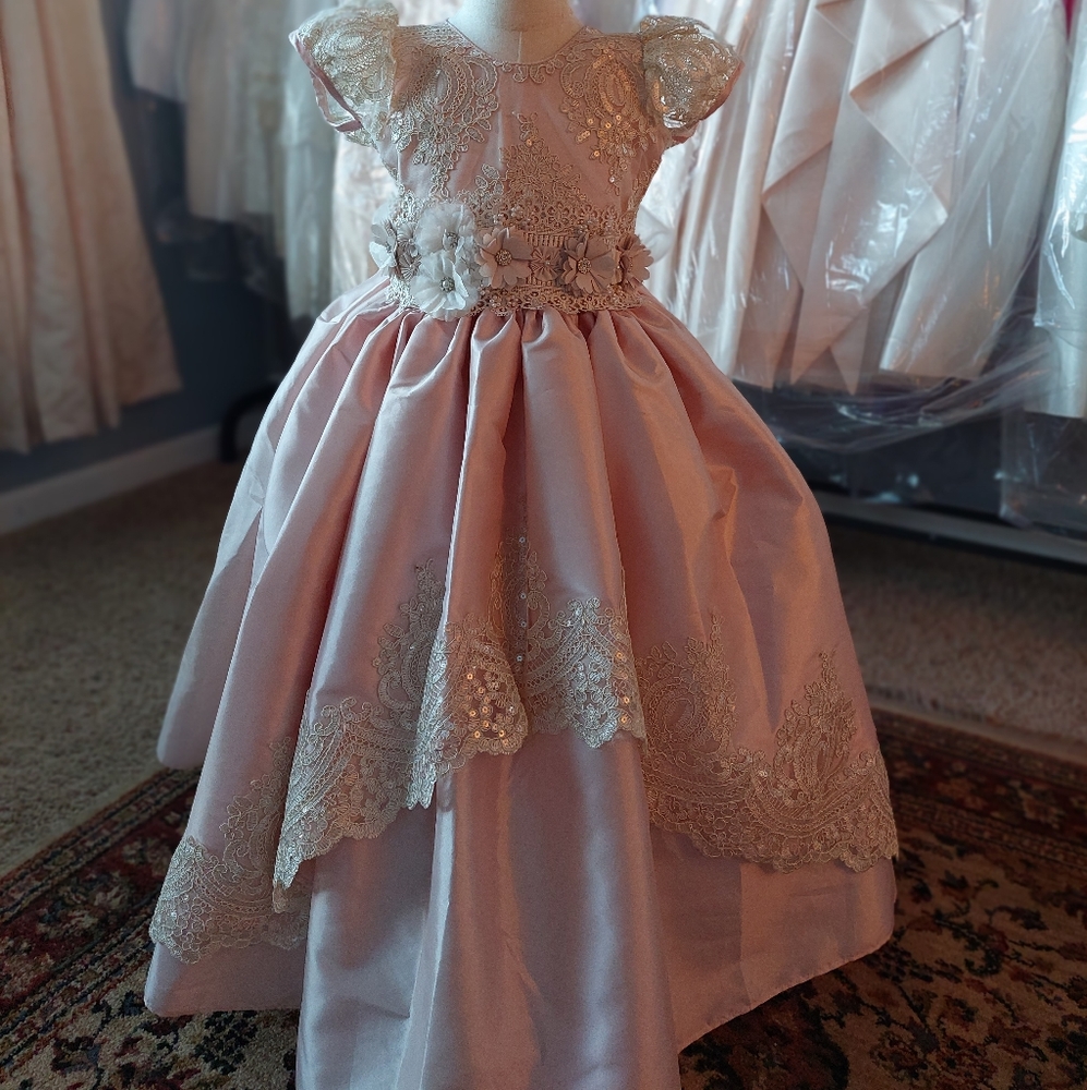 girl dresses